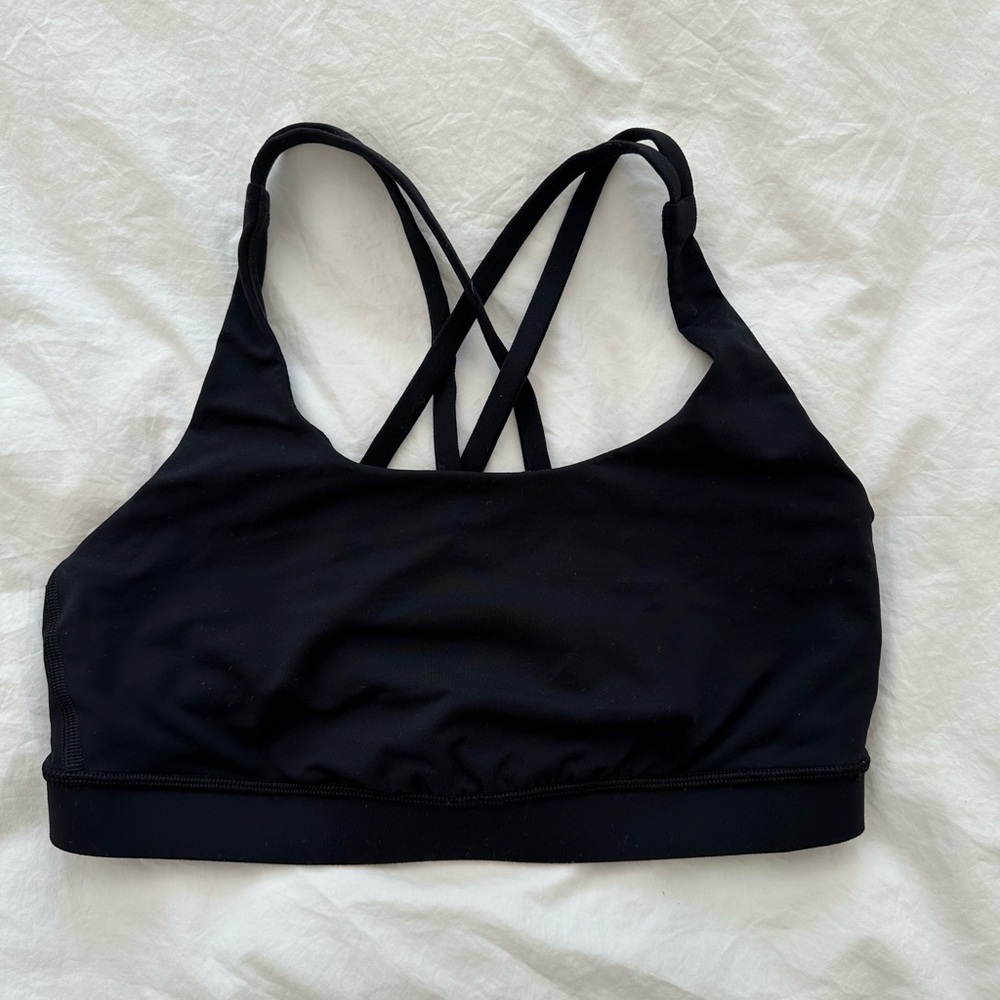 Black Lululemon sports bra